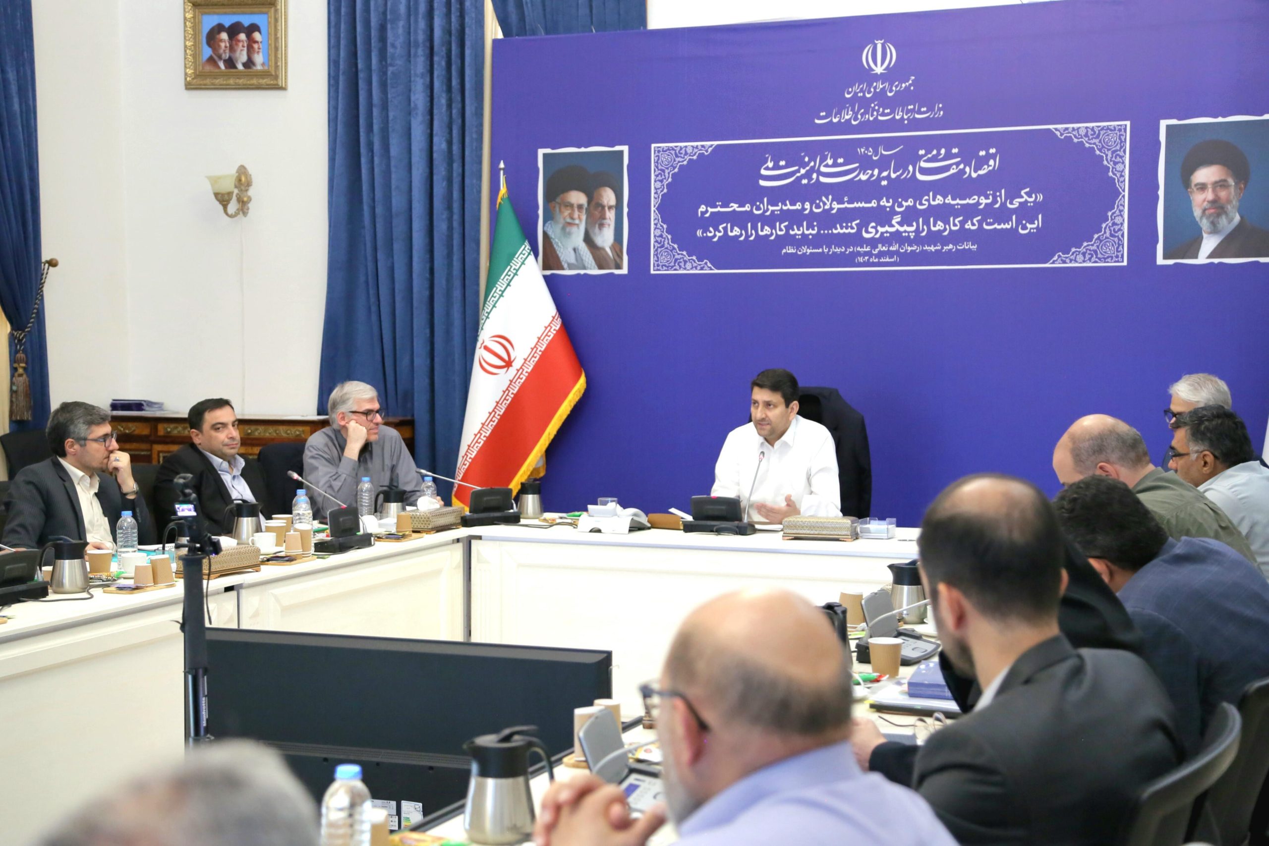 وزیر ارتباطات در جلسه نظارتی سازمان فضایی و پژوهشگاه فضایی ایران: سکوهای خدمات فضایی یکپارچه‌سازی شود