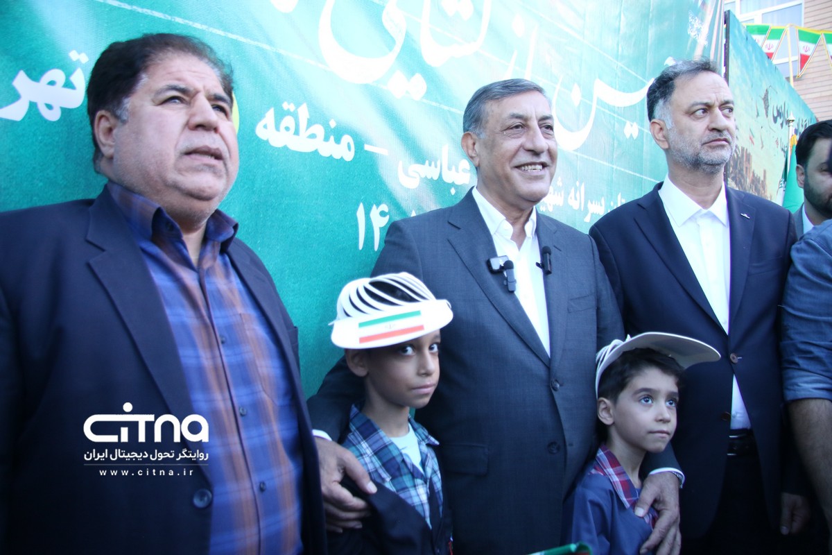 گزارش تصویری سیتنا از حضور معاون اجرایی رئیس جمهور در مدرسه‌ای در تهران