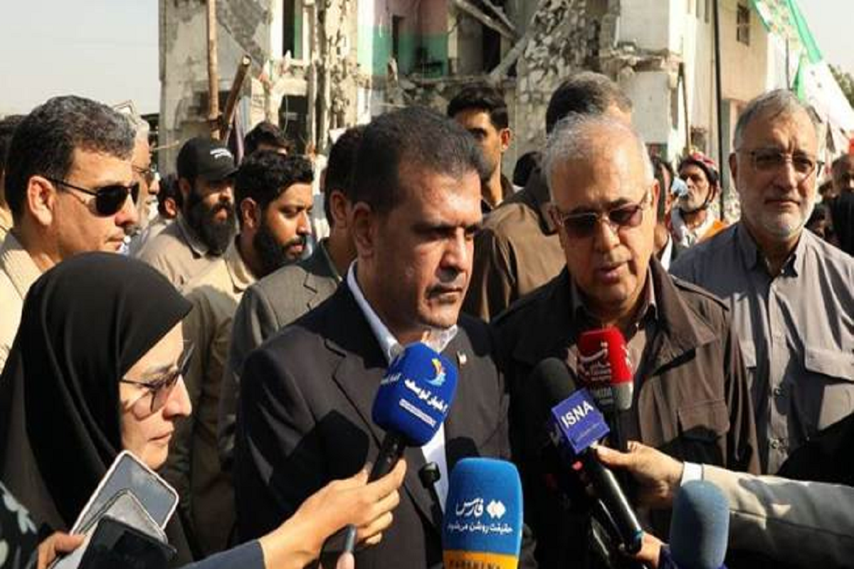معاون علمی رئیس‌جمهور: مدرسه شجره طیبه میناب هوشمندسازی می‌شود