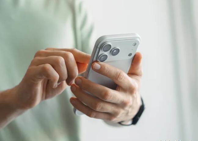 پیش از تغییر کشور Apple ID، این کارها را انجام دهید