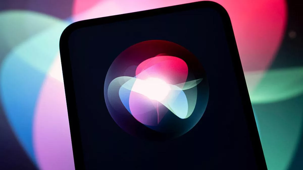 اپل احتمالاً برای بهبود محتوای خبری Siri AI با ناشران قرارداد می‌بندد