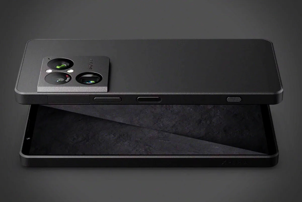 سونی: فروش Xperia 1 VIII قوی بوده و درگاه microSD و جک ۳.۵ میلی‌متری جز‌ء جدایی‌ناپذیر هویت اکسپریا هستند