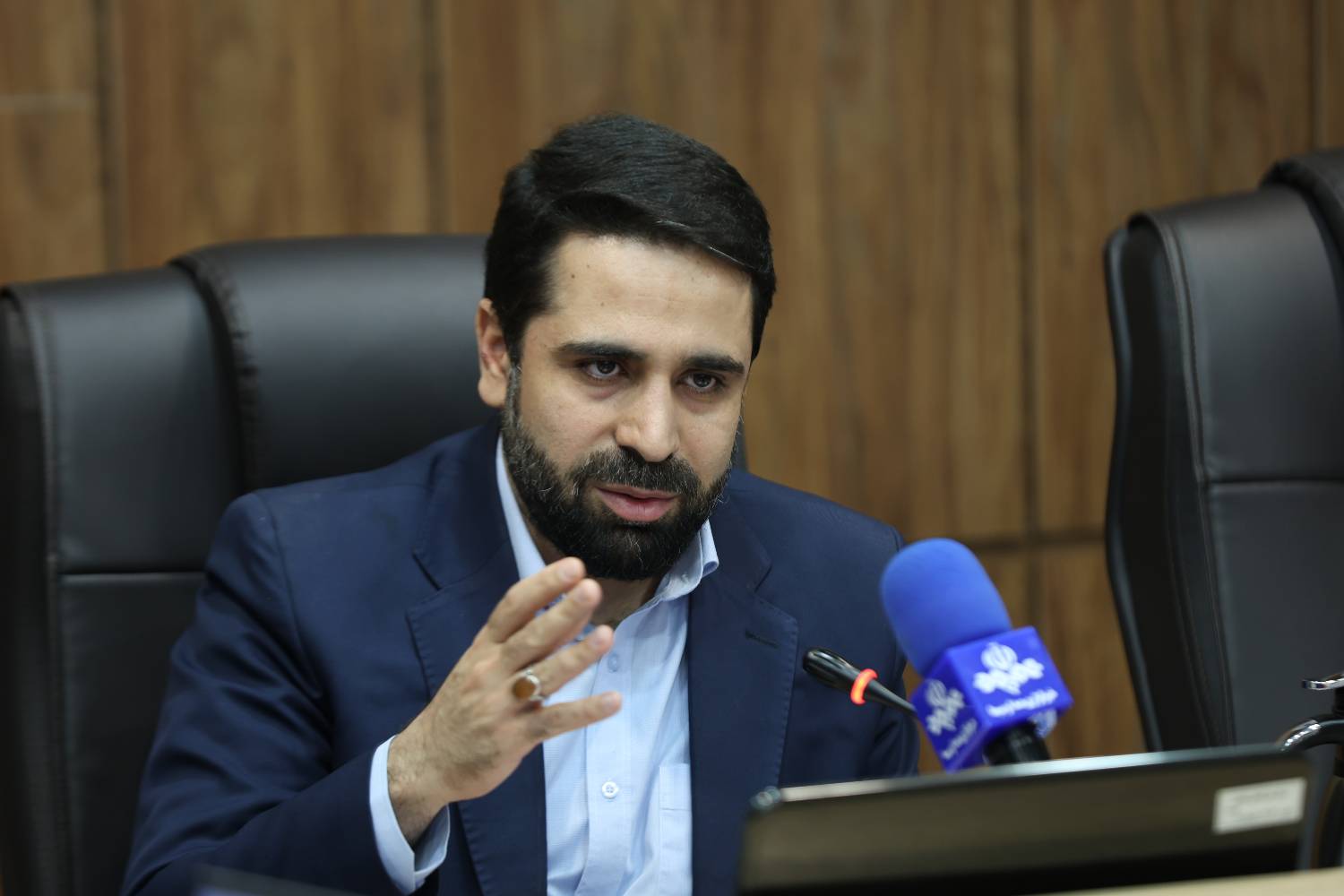 دکتر آقامیری در نشست «تحلیلی بر روندهای فرهنگی-اجتماعی جامعه ایران» :برای توسعه هوش مصنوعی تعیین تنظیم‌گر این حوزه ضروری است