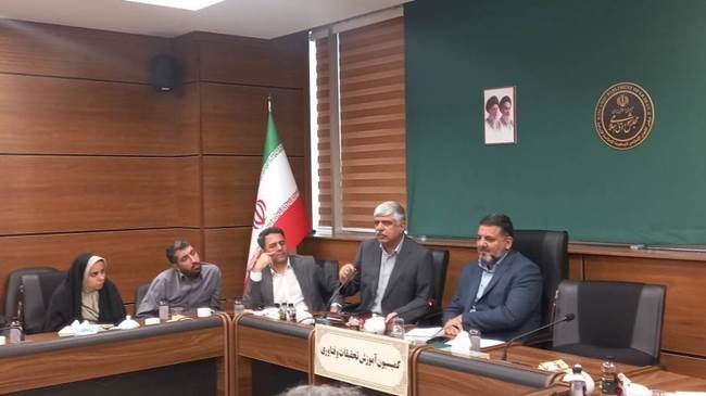 اختیاری تاکید کرد،ضرورت تقویت سرمایه صندوق‌های پژوهش و فناوری و نظارت بر عملکرد آن‌ها