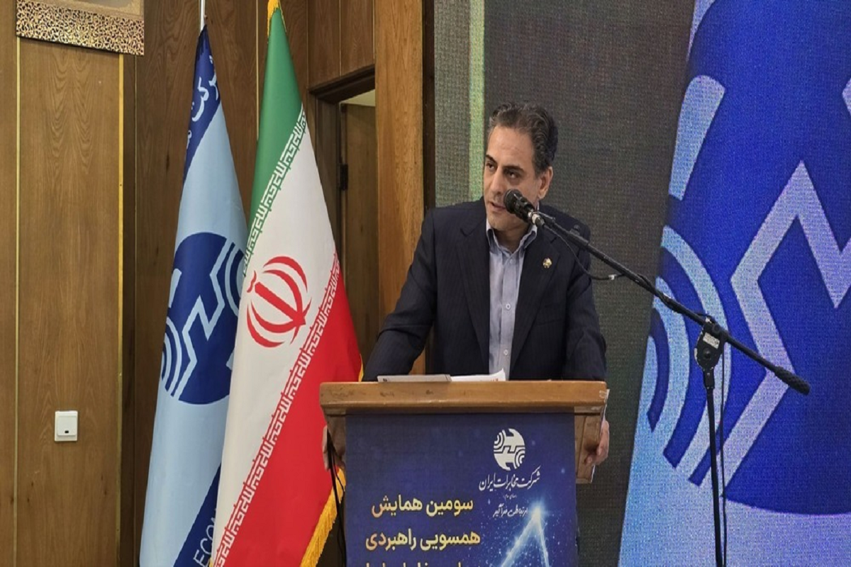فیبرنوری و مشتری‌مداری محور تحول مخابرات است