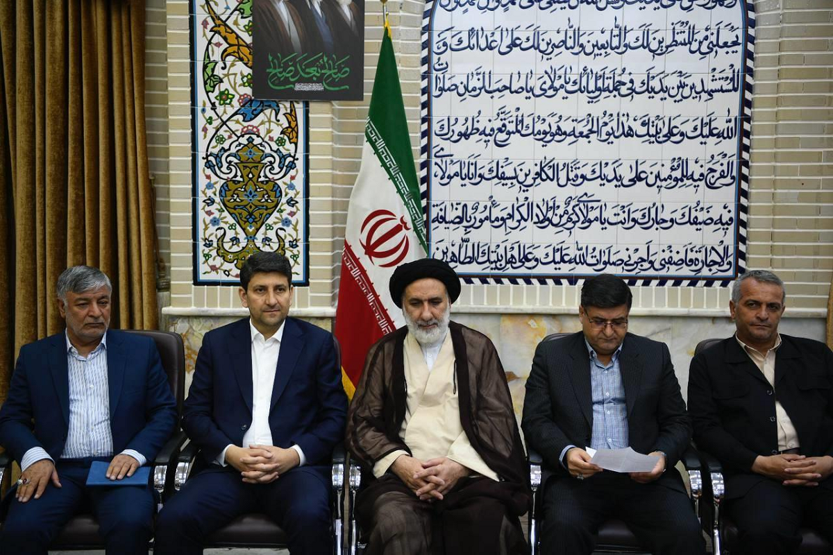امام جمعه شهرکرد: ارتباطات و فناوری اطلاعات از ارکان مهم نظام جمهوری اسلامی است